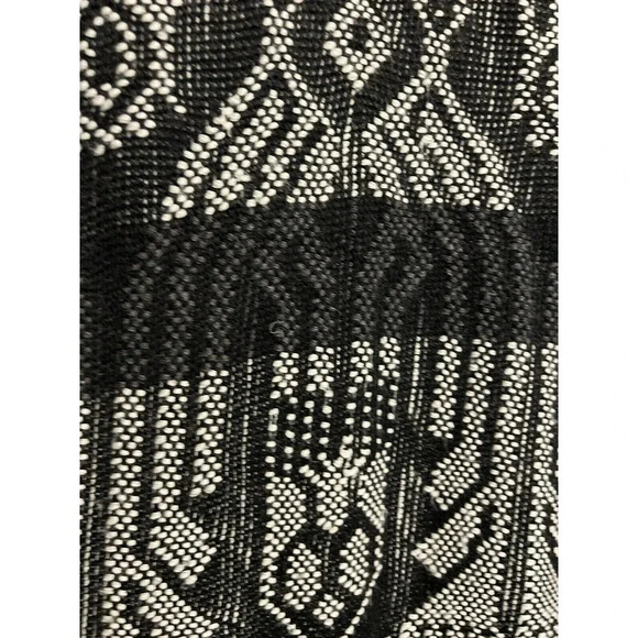 J Crew Black White Mixed Stitch Blanket Aztec Sweater Wool Blend Size Medium - Picture 3 of 5